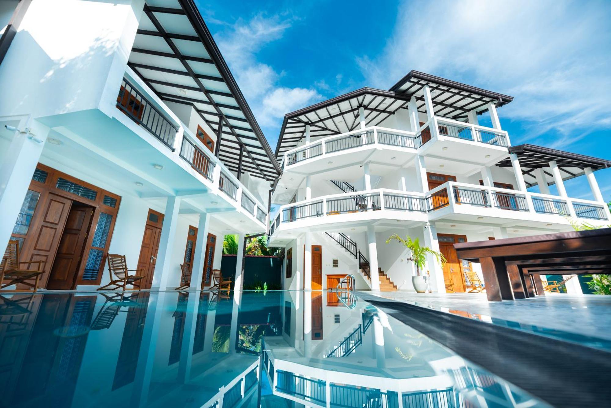 Teya Beach Hotel Ahangama Eksteriør billede